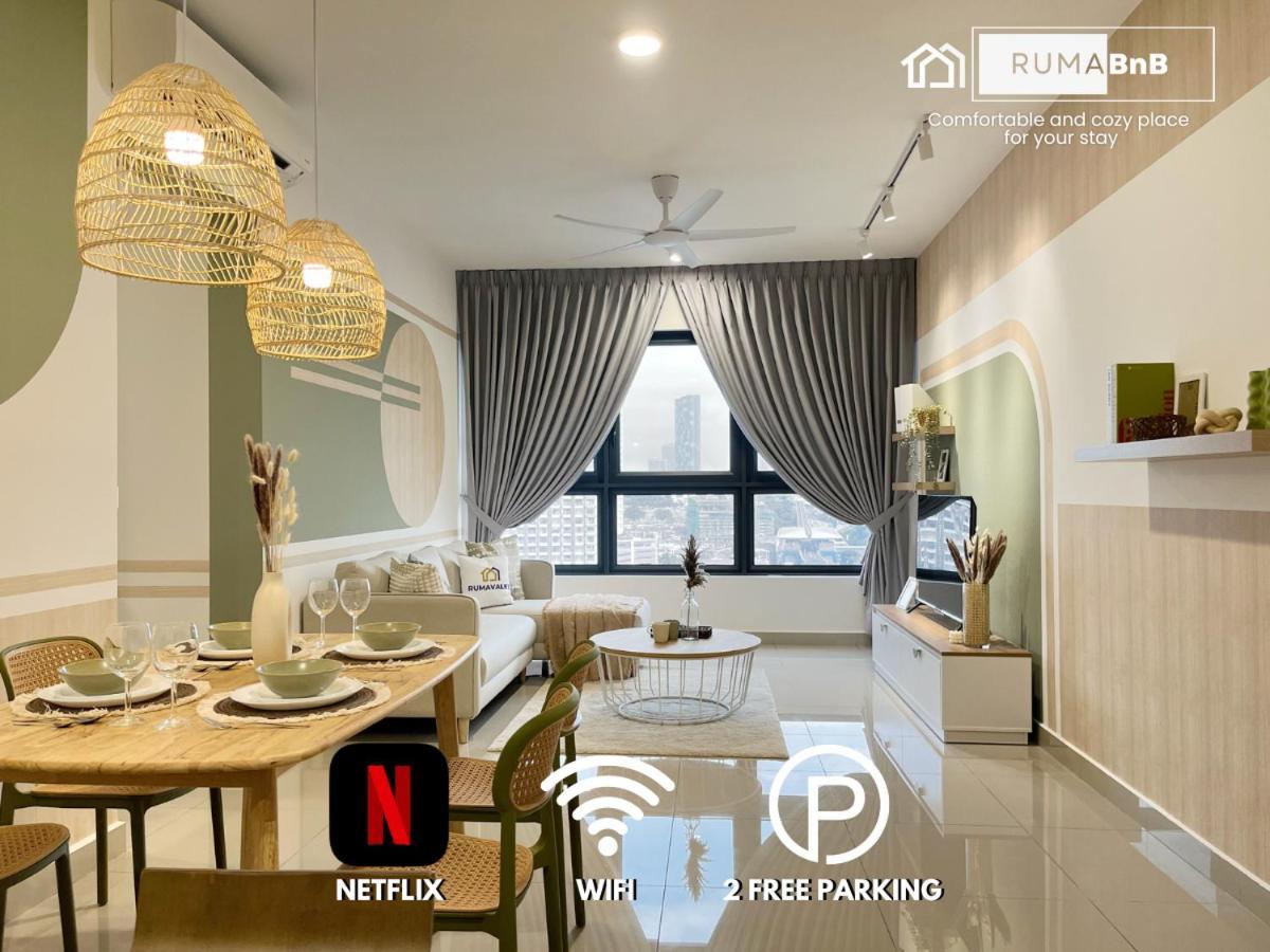 Pangsapuri 4br Cozy Mvertica Near Mrt By Rumabnb Kuala Lumpur