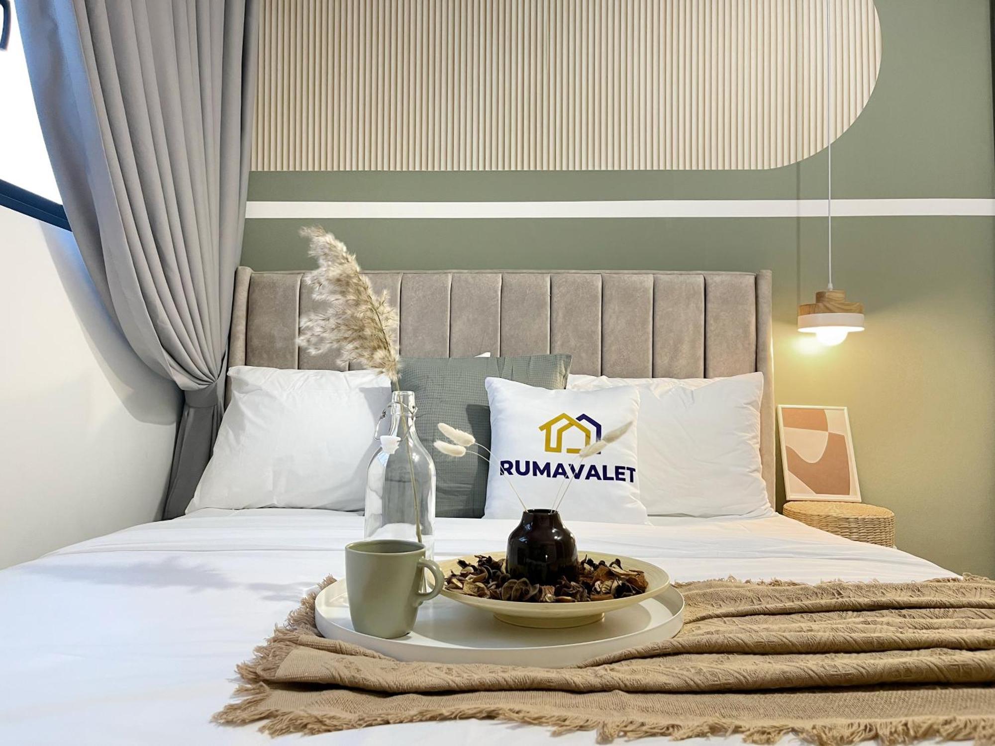 Pangsapuri 4br Cozy Mvertica Near Mrt By Rumabnb Kuala Lumpur